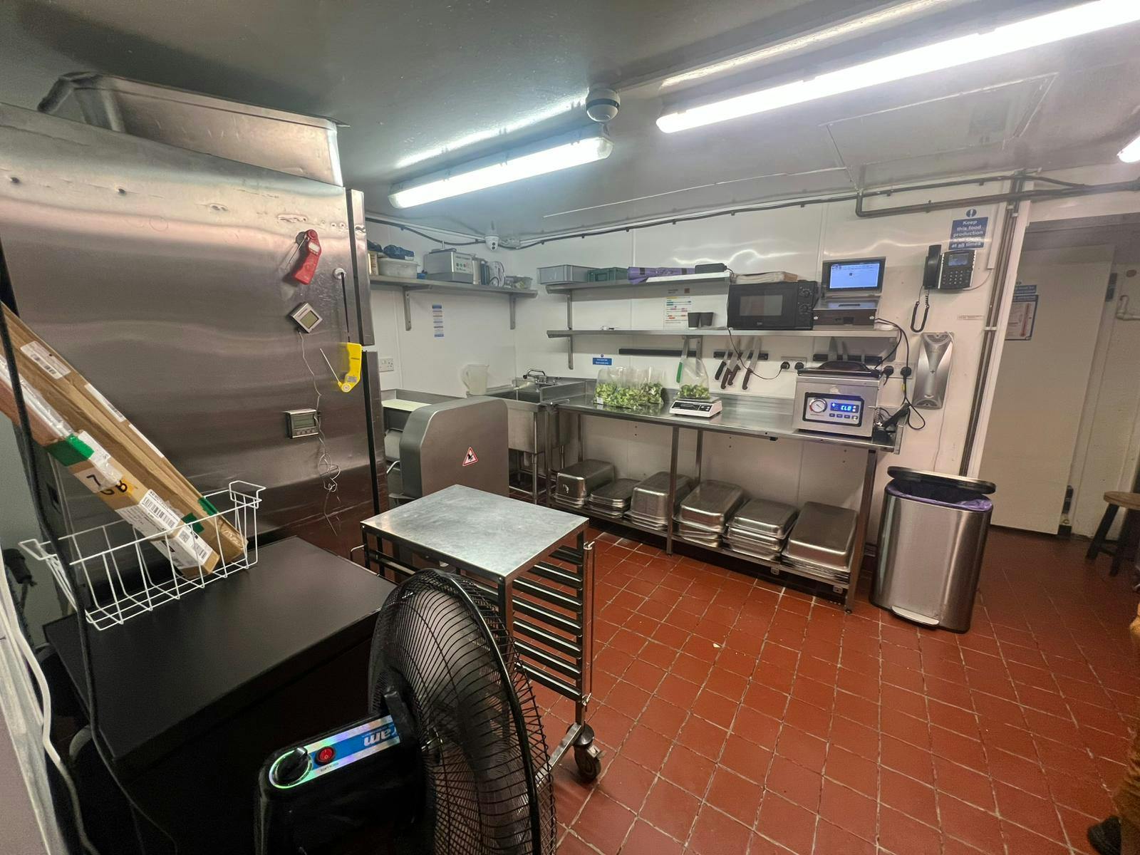 45 Goodge Street, London, Restaurant To Let - IMG20250721WA0081.jpg