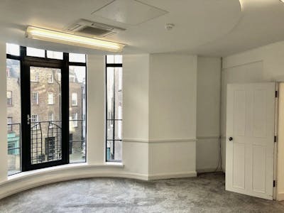 45 Monmouth Street, London, Office To Let - 1st Floor  6.jpg