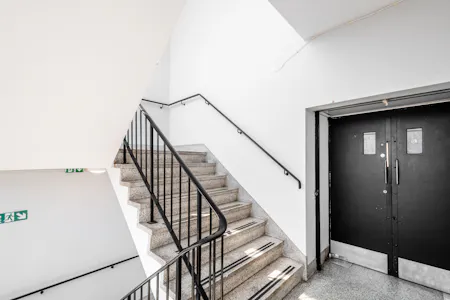 22-27 The Oval, London, Office To Let - The OVal 22-27 3F - Low Res 12.jpg