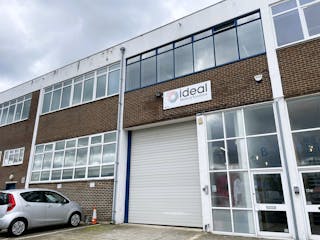 Unit B, Blenheim House, Epsom, Warehouse & Industrial To Let - IMG_3264.jpg