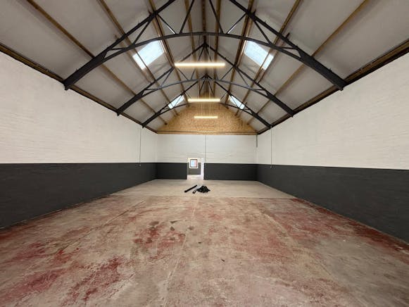 1 Etna Street, Wishaw, Industrial To Let - PHOTO-2026-03-08-18-15-09.jpg