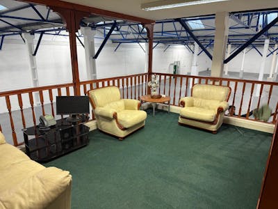 Unit 2 Plaza Business Centre, Enfield, Industrial/Logistics / Trade Counter For Sale - 13.jpg