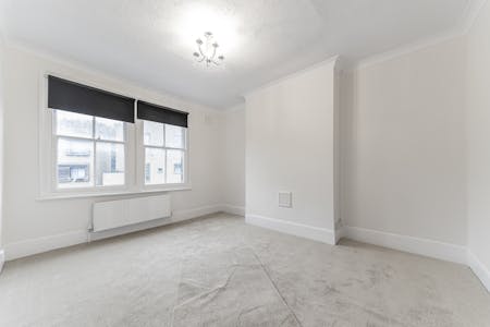 Woodlands Park Road, London, Residential Flat To Let - Living Room