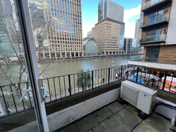 Suite 5 Raleigh House, Admirals Way, London, Offices To Let - 64a2e277-3a0d-4f14-b342-737ecd3e7bf0.jpeg