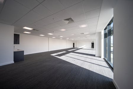 Unit B Railway Triangle, Portsmouth, Industrial/Logistics / Warehouse / Industrial / Warehouse To Let - UNIT B Railway Triangle 62.jpg