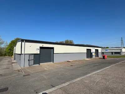 Unit 24, Albion Industrial Estate, Pontypridd, Industrial To Let - IMG_8085.jpeg