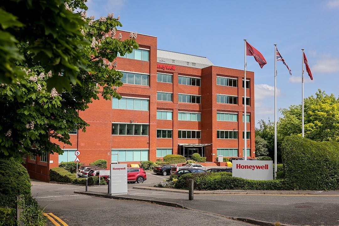 Office To Let, Bracknell
