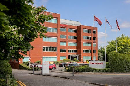 Honeywell House, Skimped Hill Lane, Bracknell, Office To Let - HH 6.jpg