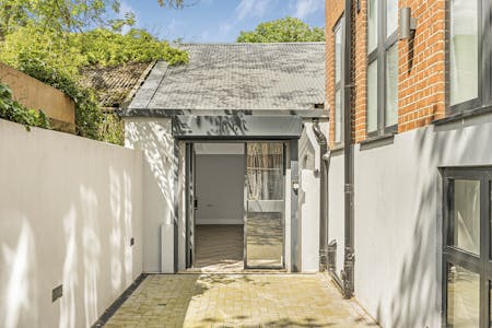 Bonsoir House, 3 Victorian Grove, Stoke Newington, Office To Let - 19_31649.JPG