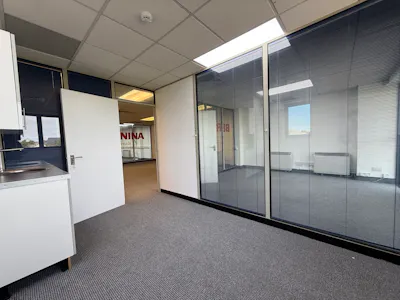 Unit 4, Kingfisher Business Park, Redditch, Industrial/Logistics / Office / Showroom / Trade Counter To Let - IMG_3317.jpeg