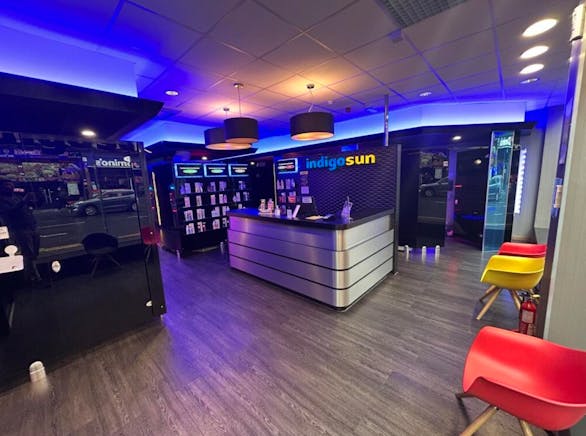 28 High Street, Glasgow, Retail To Let - pic 2.jpg
