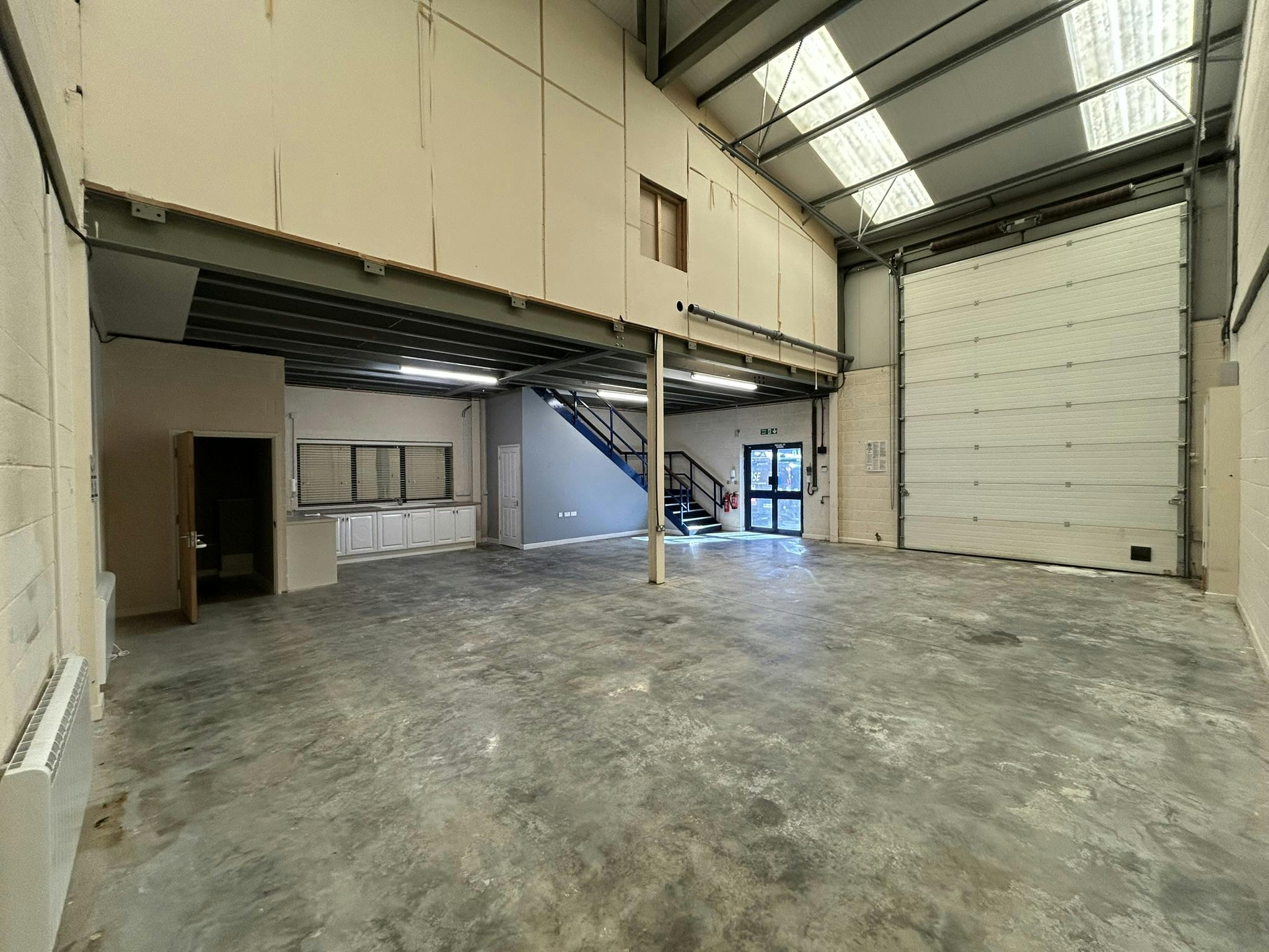 Unit 10 Star West, Westmead Industrial Estate, Swindon, Industrial To Let / For Sale - IMG_5386.JPEG