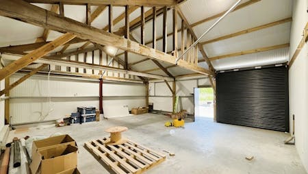 Scotts Hall Barns, Scotts Hall Road, Canewdon, Industrial/Logistics To Let - dbb8b40bIMG_0066.jpg