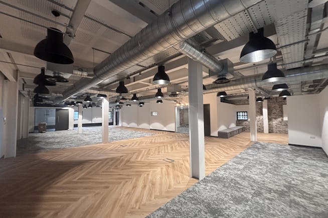 Fermentation Building North, Bristol, Office To Let - 20251105_114016452_iOS.jpg Fermentation Building North, Bristol, Office To Let - 20251105_114016452_iOS.jpg