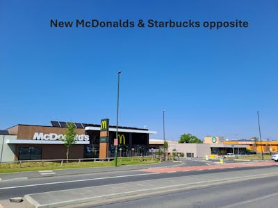 Unit 2b Kingfisher House, Northwood Park, Gatwick Road, Crawley, Office To Let - 20260427_124356.jpg