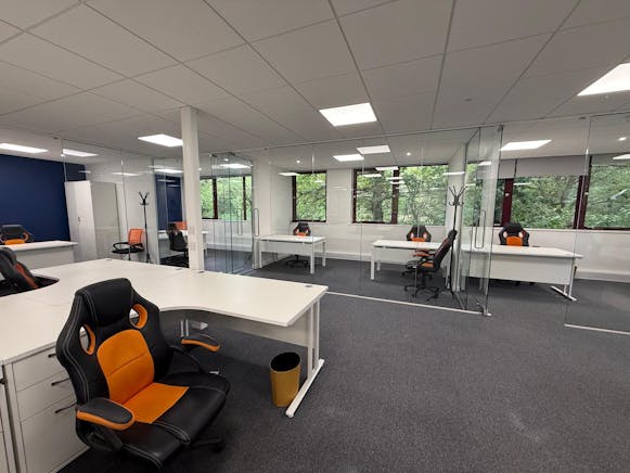 6 Argent Court, Basildon, Office For Sale - WhatsApp Image 2026-02-04 at 10.45.17 (3).jpeg