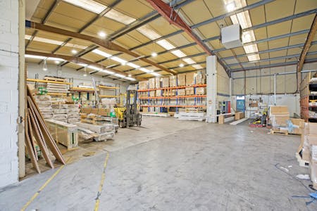 Unit 3 Riverside Way, Dewsbury, Industrial To Let - IMG_4530.jpg