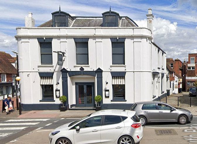 22 London Road, Sevenoaks, Pub / Restaurant To Let - outside.jpeg