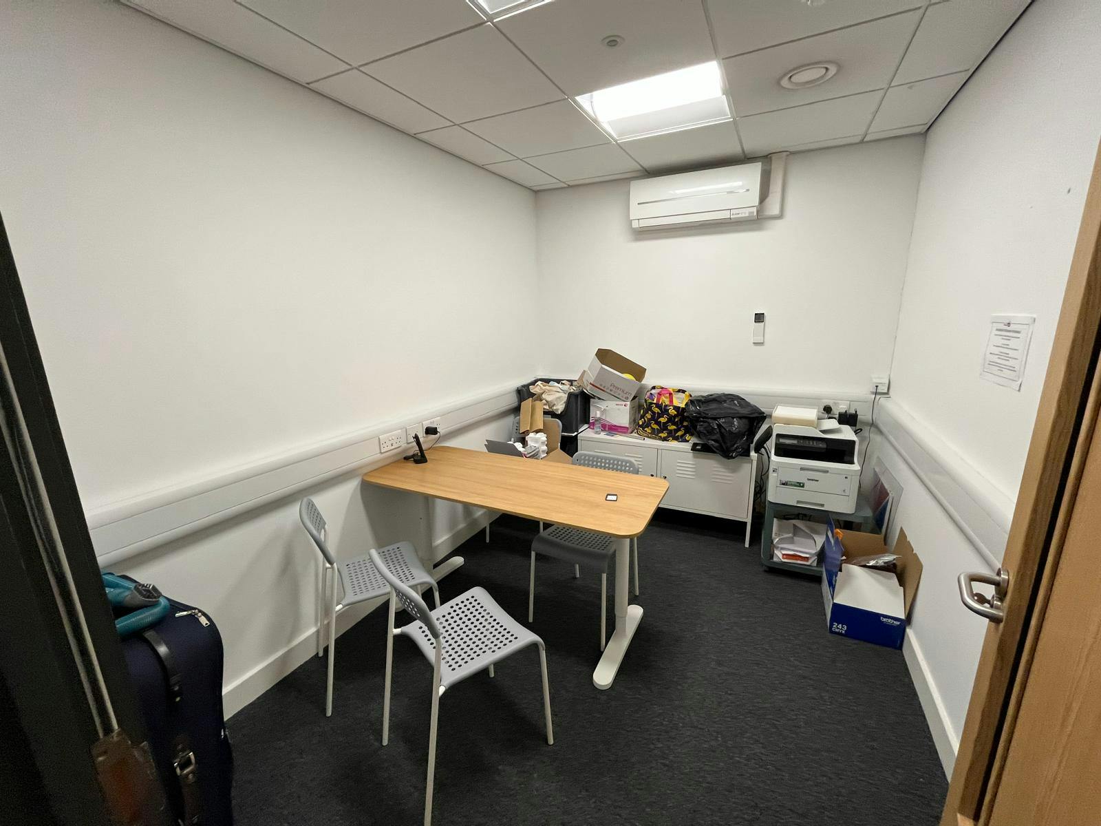 2 Berwick Parade, Stockport, Offices / Retail To Let - IMG20250605WA0040.jpg