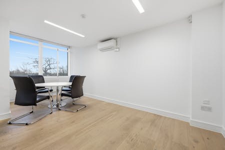 Kirkdale House, 9 Kirkdale Road, London, Office To Let - img_2351.jpg