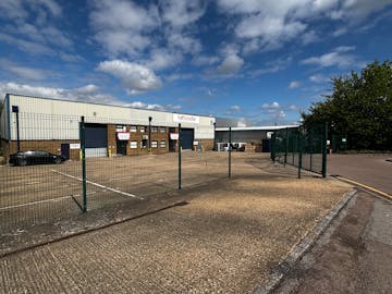 5A&5B, Motorway Industrial Estate, Babbage Road, Stevenage, SG1 2TU
