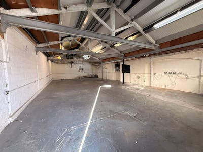 Unit 22A Ravenswood Industrial Estate, London, Industrial To Let - WhatsApp Image 20251114 at 155349_b513601b.jpg