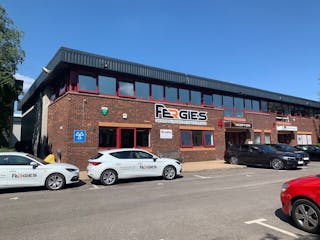 Unit 4 Pipers Court, Thatcham, Industrial / Warehouse To Let - Unit 4 Pipers Court