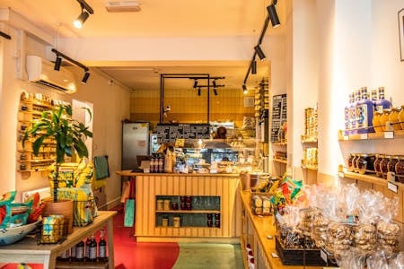 52 Warren Street, London, Retail To Let - Honey & Spice - 5.jpg
