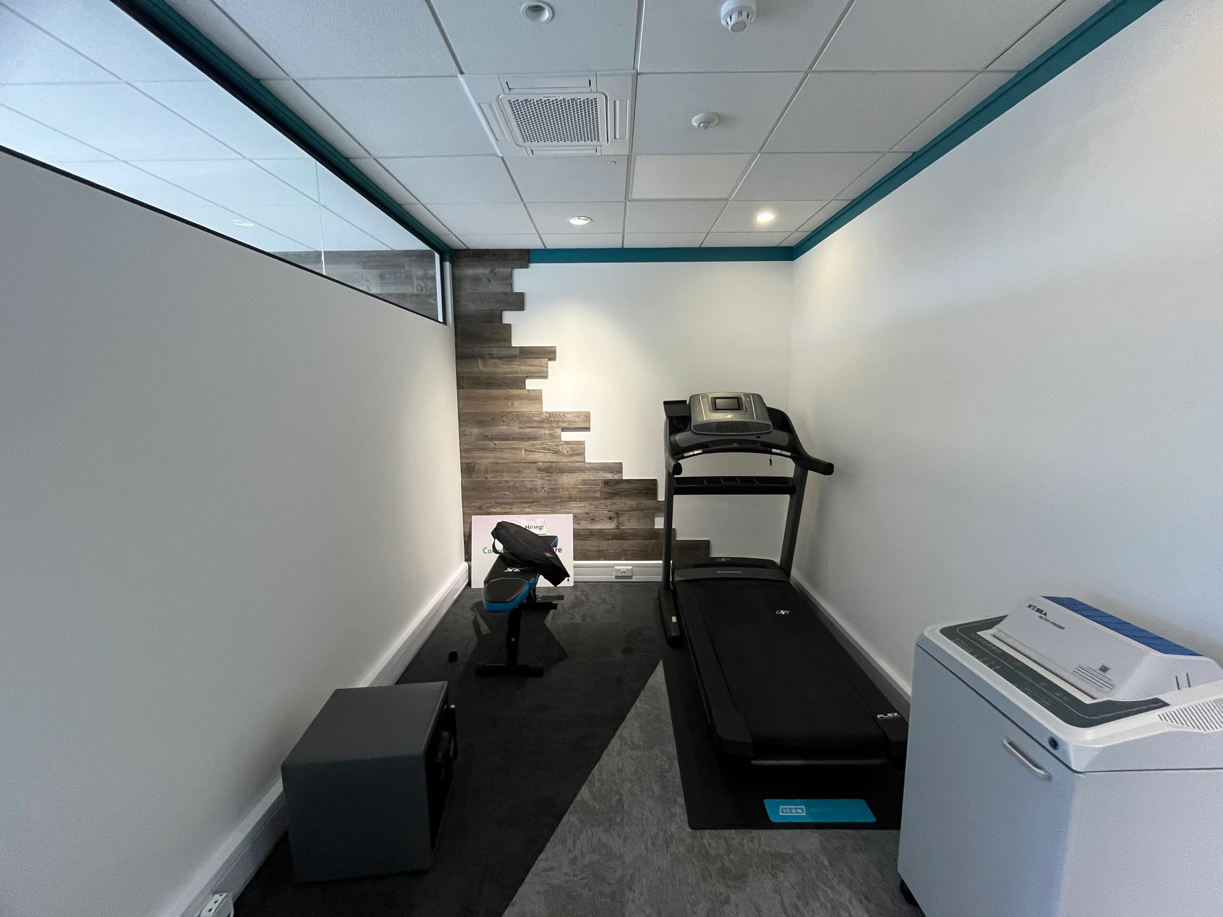 Unit 5 First Floor Offices, Midshires Business Park, Aylesbury, Offices For Sale - 20260319_101527966_iOS.jpg