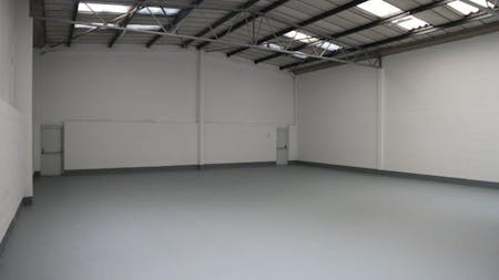 Unit 7 Oxford Road Industrial Estate, Reading, Industrial / Warehouse To Let - Internal Photo Unit 7 3.jpg