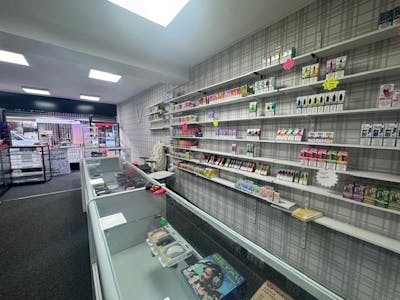 86 Camden High Street, Camden, Retail To Let - 4.jpg