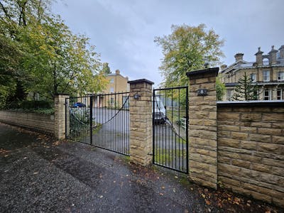 6 Oxford Place, Manchester, Office To Let - 20251003_120843.jpg