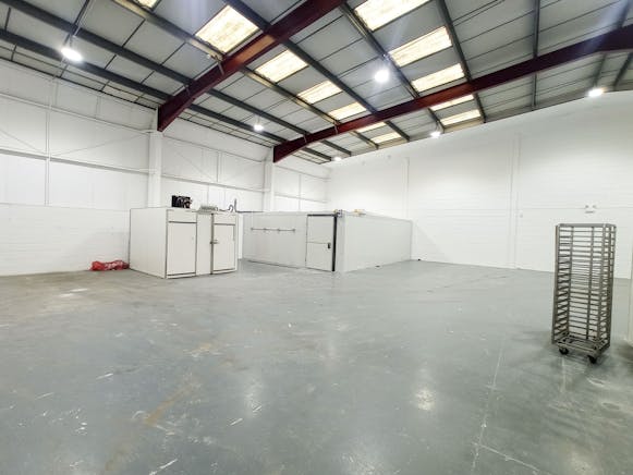 Unit 4, Kendal Court, Park Royal, Industrial / Warehouse To Let - 3 .jpg