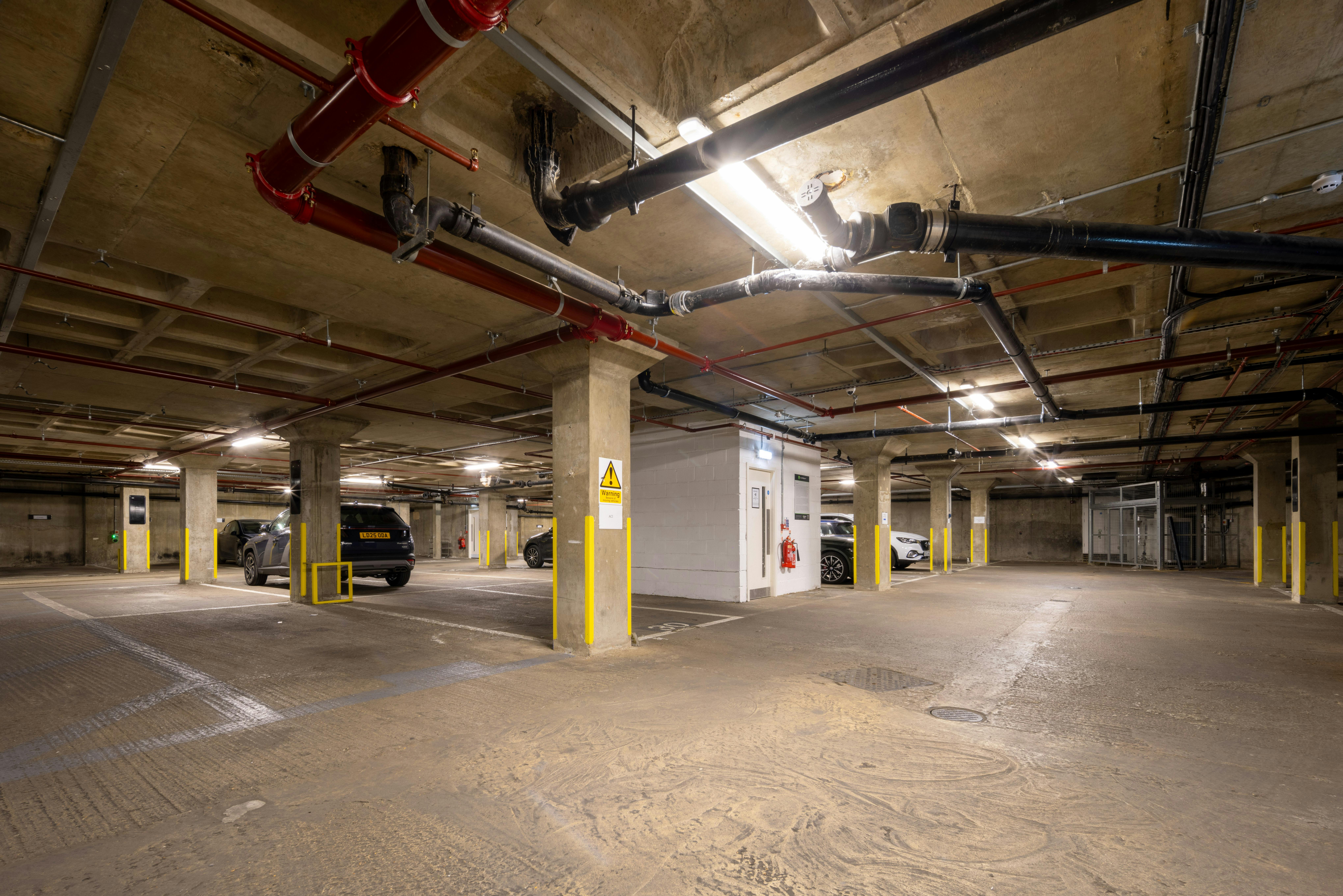 Woking One, Albion House, Woking, Investments / Offices / Restaurant / Retail For Sale - 1S1A3192HDR.jpg