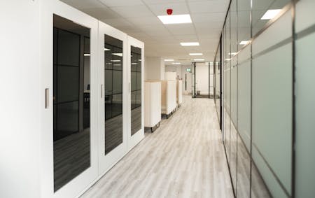 LUx Offices at Victory House, Chobham Street, Luton, Flex Office / Hot Desk / Managed Office / Office / Serviced Office / Virtual Office To Let - Image 2
