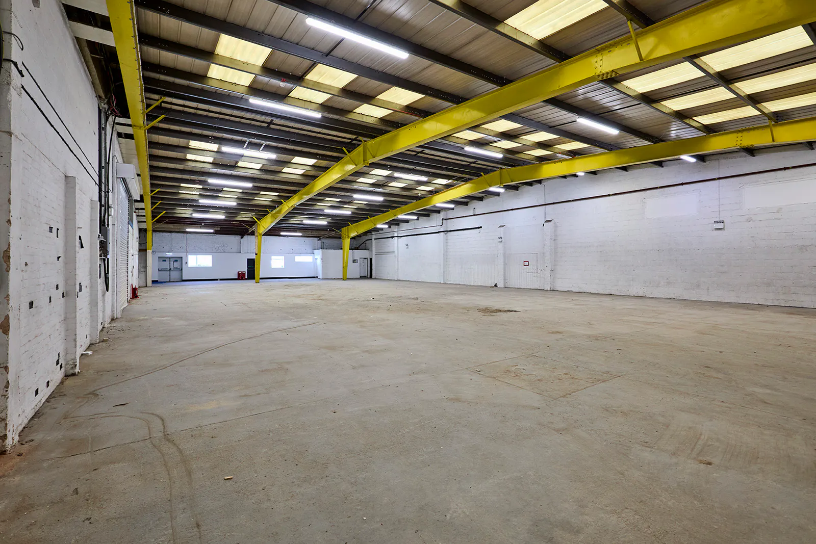 Unit 2 Greenbridge Centre, Greenbridge Road, Swindon, Industrial To Let - TH6C1B~1.JPG
