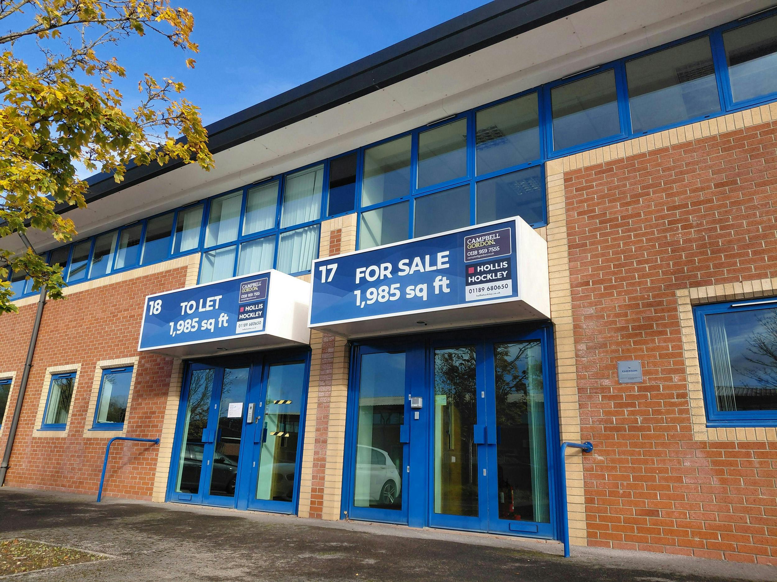 Theale Lakes Business Park image 3