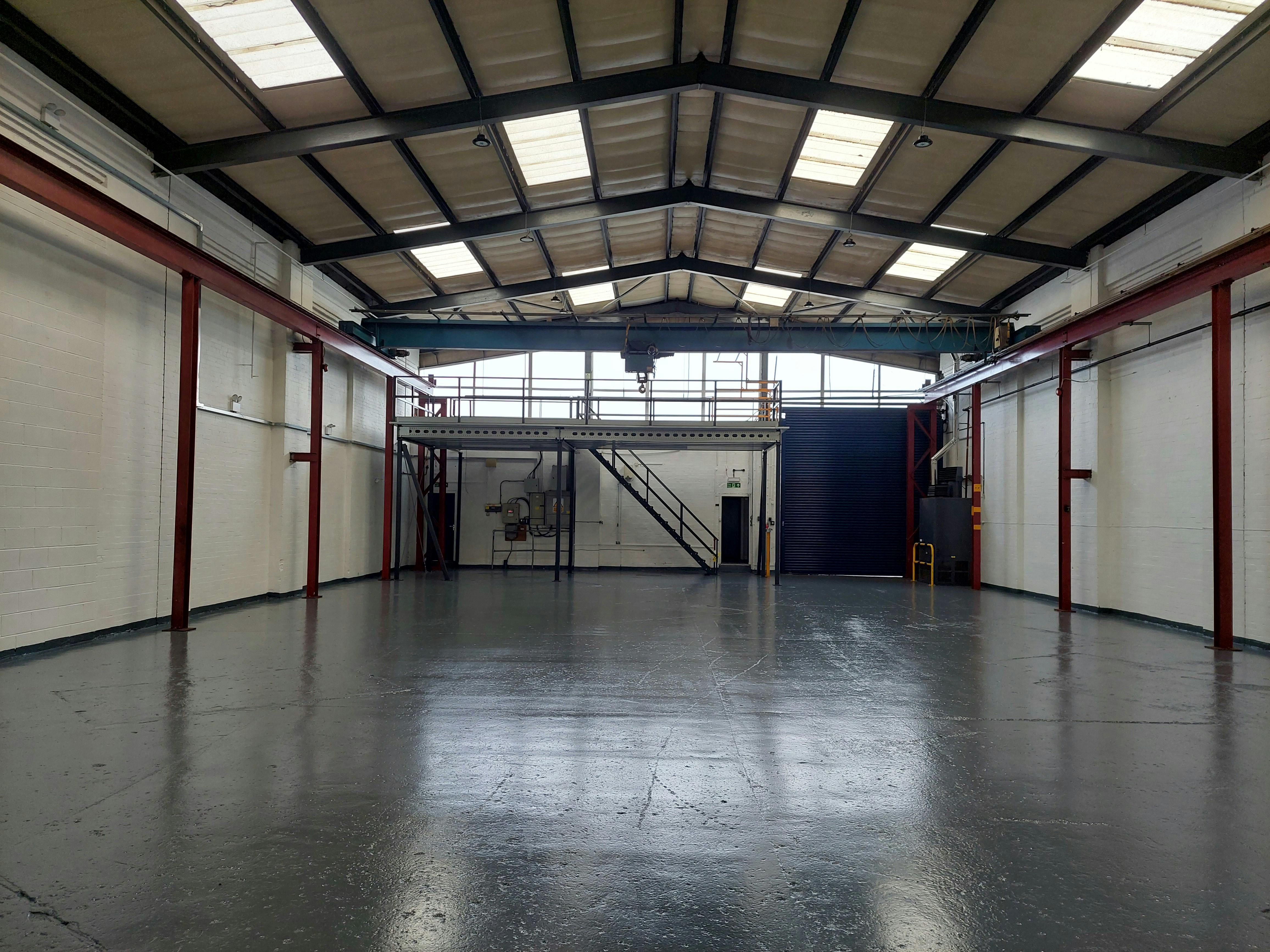 Industrial Unit in Cradley Heath - photo 3