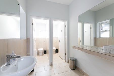 326-328 Old Street, London, Office To Let - 3246BC1.JPG