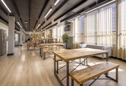 Apsley House, 78 Wellington Street, Leeds, Office To Let - Open plan .png
