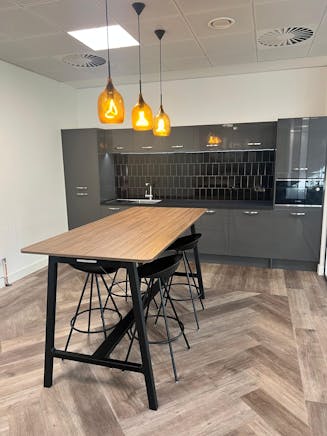 First Floor Office Suite, Prospero, Redhill, Offices To Let - PHOTO20251020170510.jpg