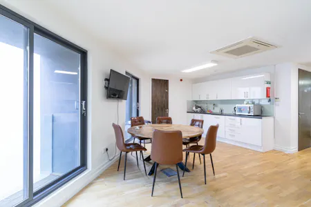 86-90 Paul Street, Shoreditch, Office To Let - 86-90-Paul-Street-Third-Floor-EC2A-Shoreditch-Office-To-Let-Internal4-Dominion.London.jpg