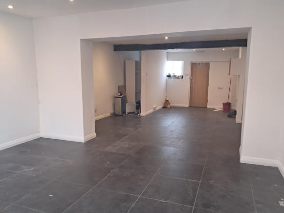 8 Freestone Yard, Slough, Industrial / Offices / Other For Sale - 1000001598.jpg