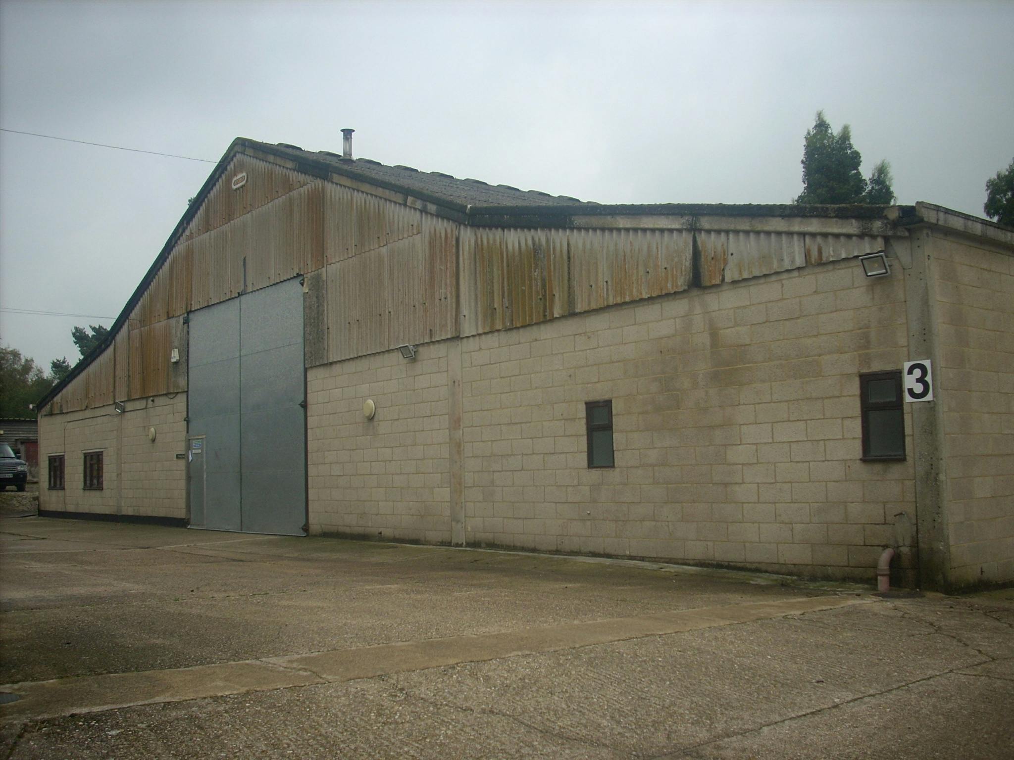 3 Thurley Farm Business Units, Reading, Industrial To Let - DSCN5563.JPG