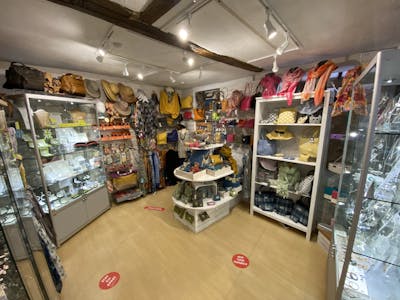 2 Buttermarket, Thame, Investment / Residential / Retail For Sale - IMG_8853.JPG