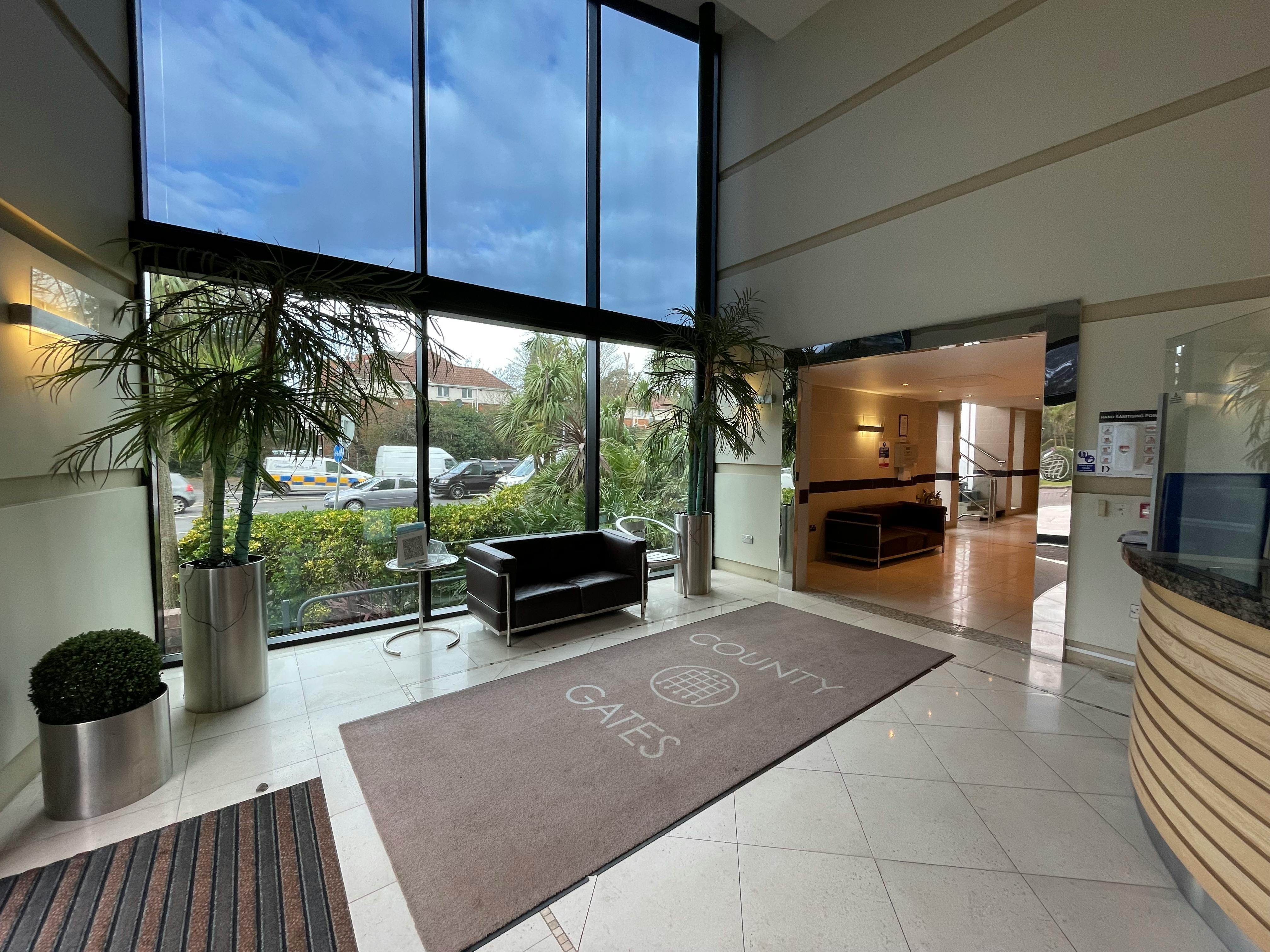 Office in Poole - photo 2