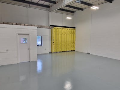 Unit 8, Stockport, Industrial/Logistics To Let - 20240904_102223.jpg