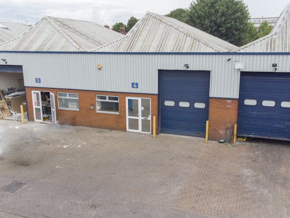 Unit 4 Maple Industrial Estate, Feltham, Industrial / Warehouse To Let - 1c.jpg