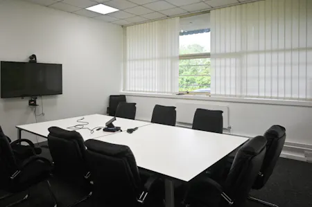 Linford Pavilion, 7 Sunrise Parkway, Linford Wood, Milton Keynes, Office / Warehouse To Let - img7.png
