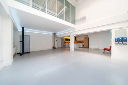 8-9 Pratt Mews, Camden, Office To Let - 1100259 7.jpg